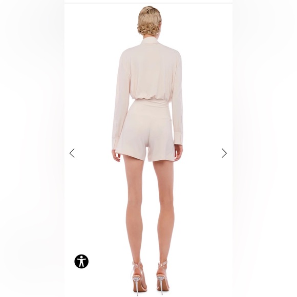 Norma Kamali pleated elephant short size small - Picture 4 of 6